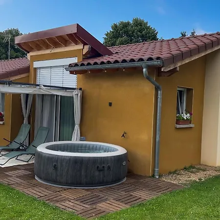 La Maison Greenvallée Hébergement de vacances *